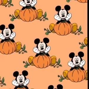 Meet your Posher, Lena